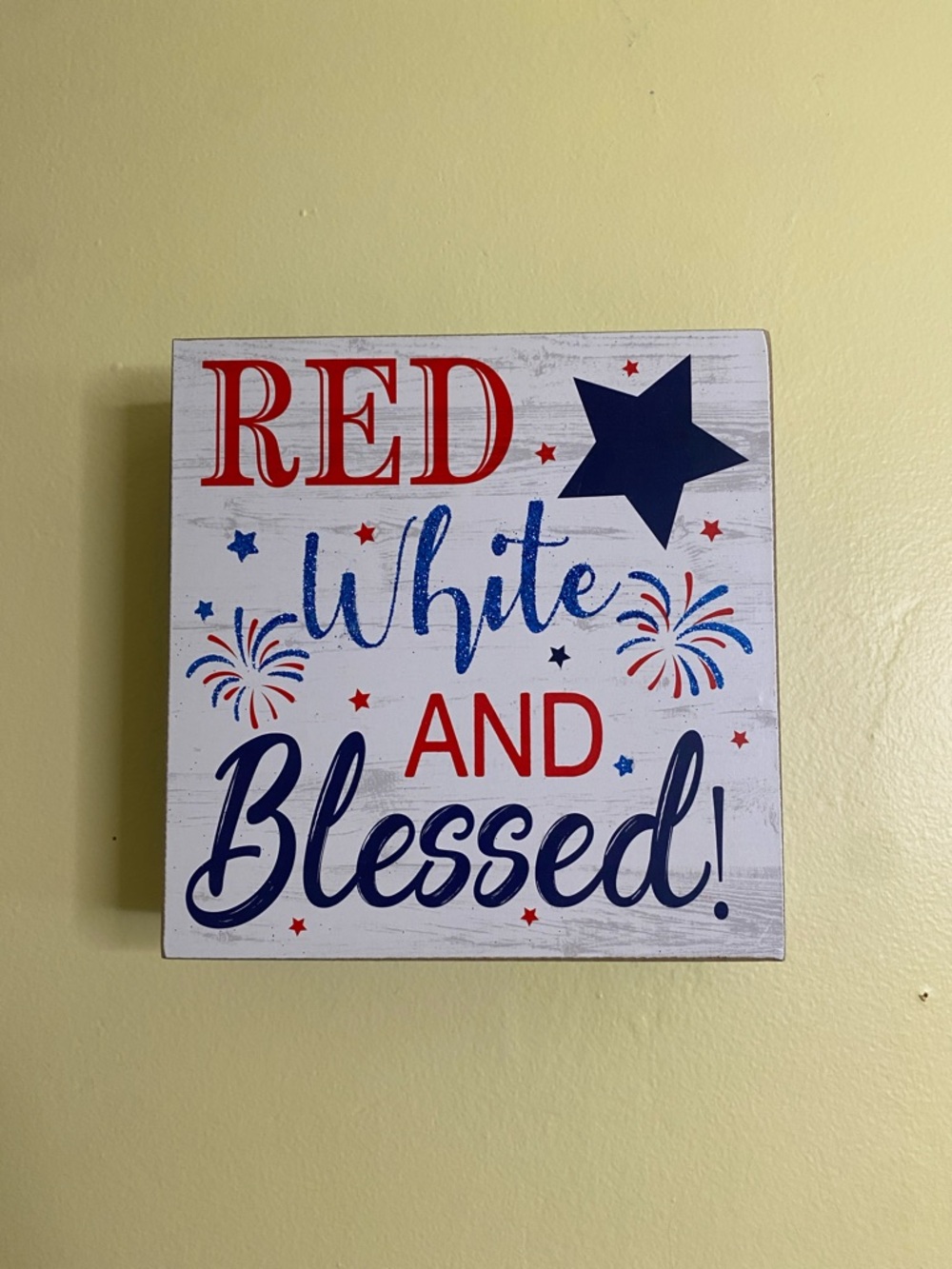 2/$10 - NWT Patriotic “Red White and Blessed” Box Wall Sign